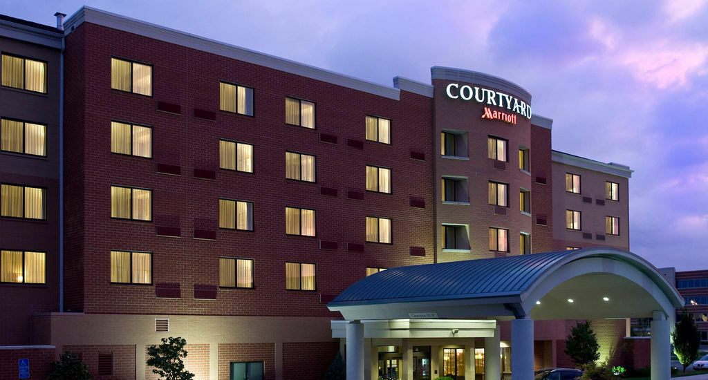Courtyard Cincinnati North At Union Centre West Chester Exterior photo